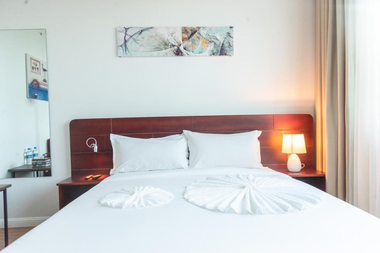 Pauraque Soho Hotel 다르에스살람 외부 사진