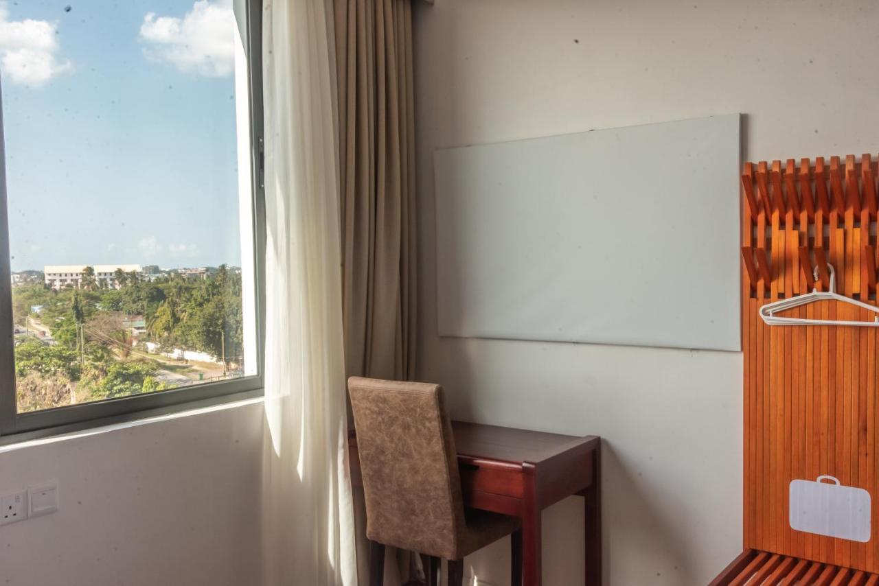 Pauraque Soho Hotel 다르에스살람 외부 사진
