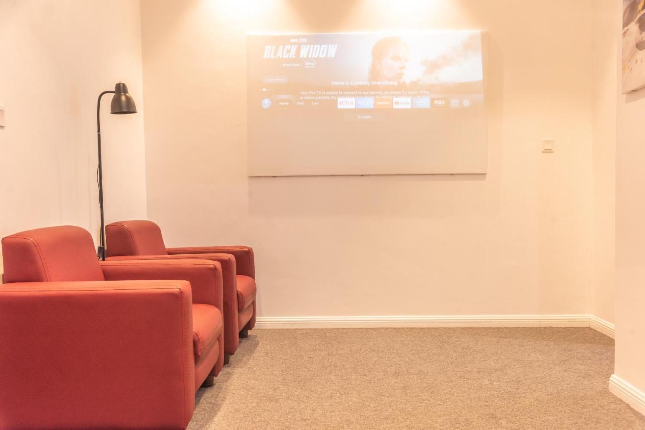 Pauraque Soho Hotel 다르에스살람 외부 사진
