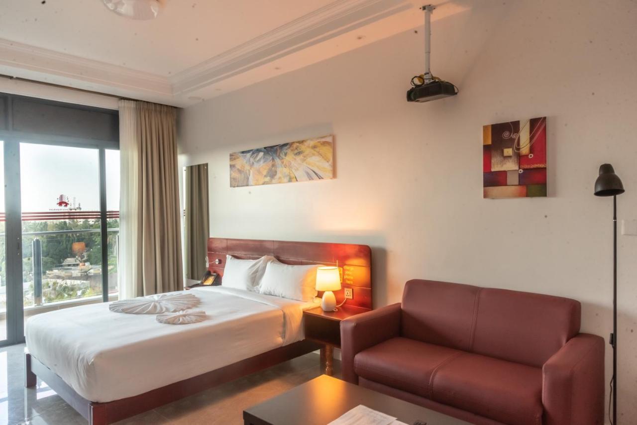 Pauraque Soho Hotel 다르에스살람 외부 사진