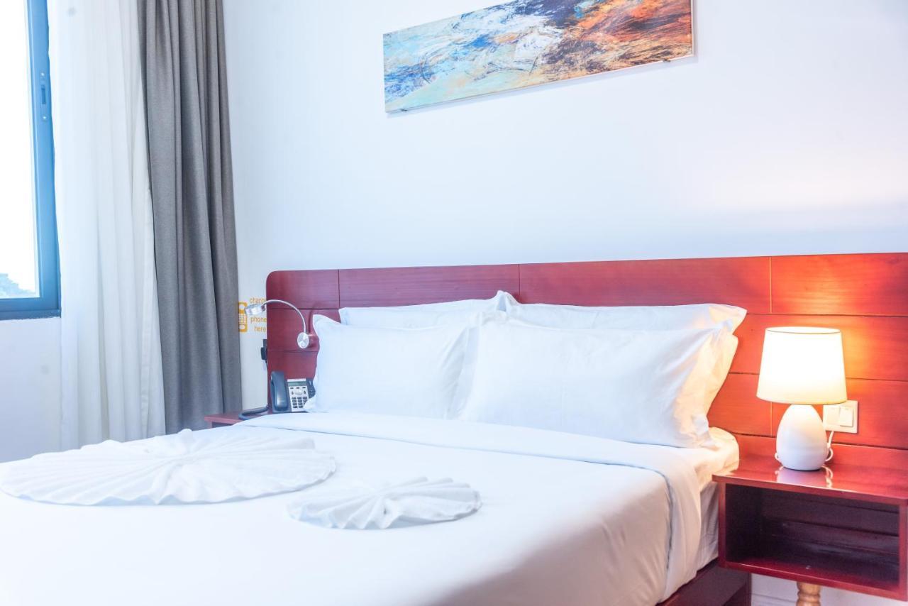 Pauraque Soho Hotel 다르에스살람 외부 사진