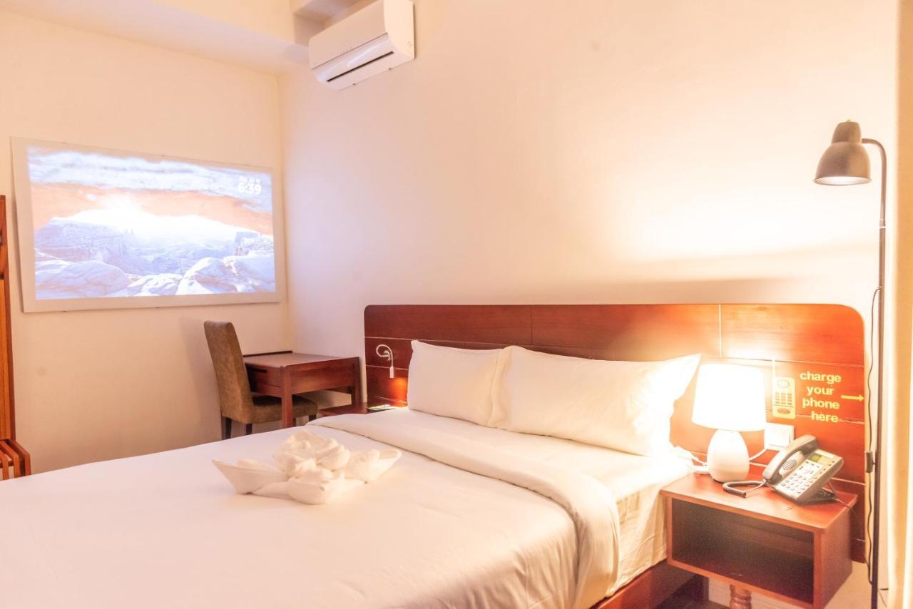 Pauraque Soho Hotel 다르에스살람 외부 사진